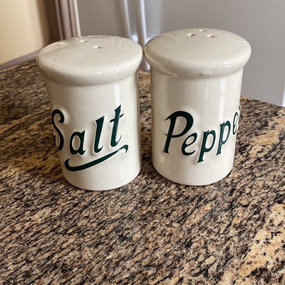 Himark Salt and Pepper Shakers, 80s Forest Green Lettering Ceramic Shakers - Picture 8 of 11